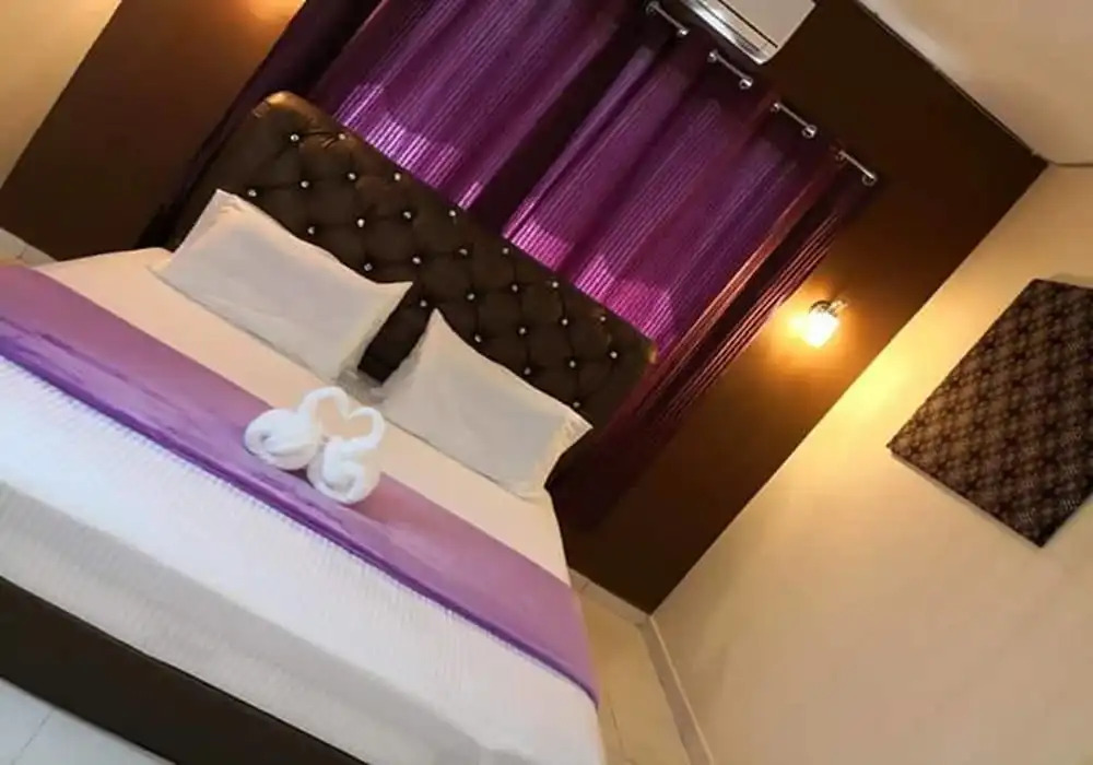ZEN Rooms Villa Bunga Padi