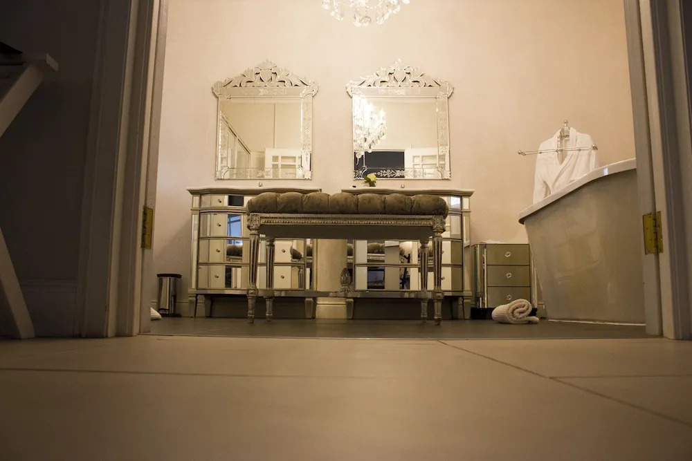 La Riviera Guesthouse