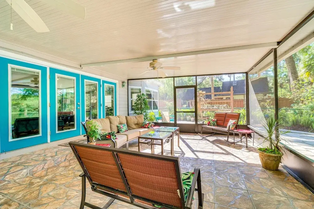 Dock & Lanai: Waterfront Home in Dunnellon