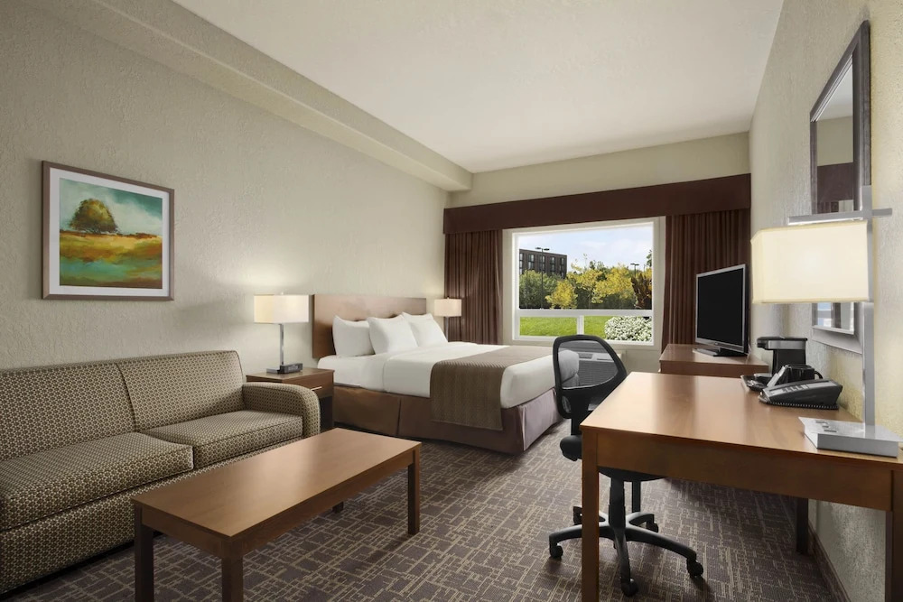 Days Inn & Suites Yorkton