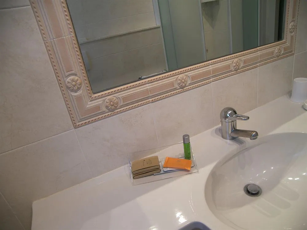 Hotel Moderno