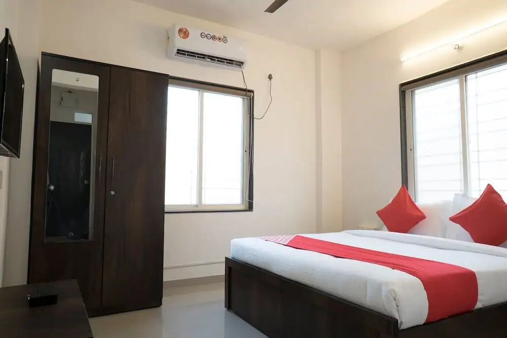 Vsn Hospitality By OYO Rooms