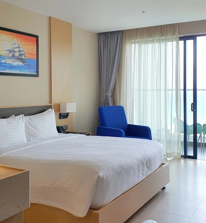 The KH Cam Ranh Nha Trang Beachside