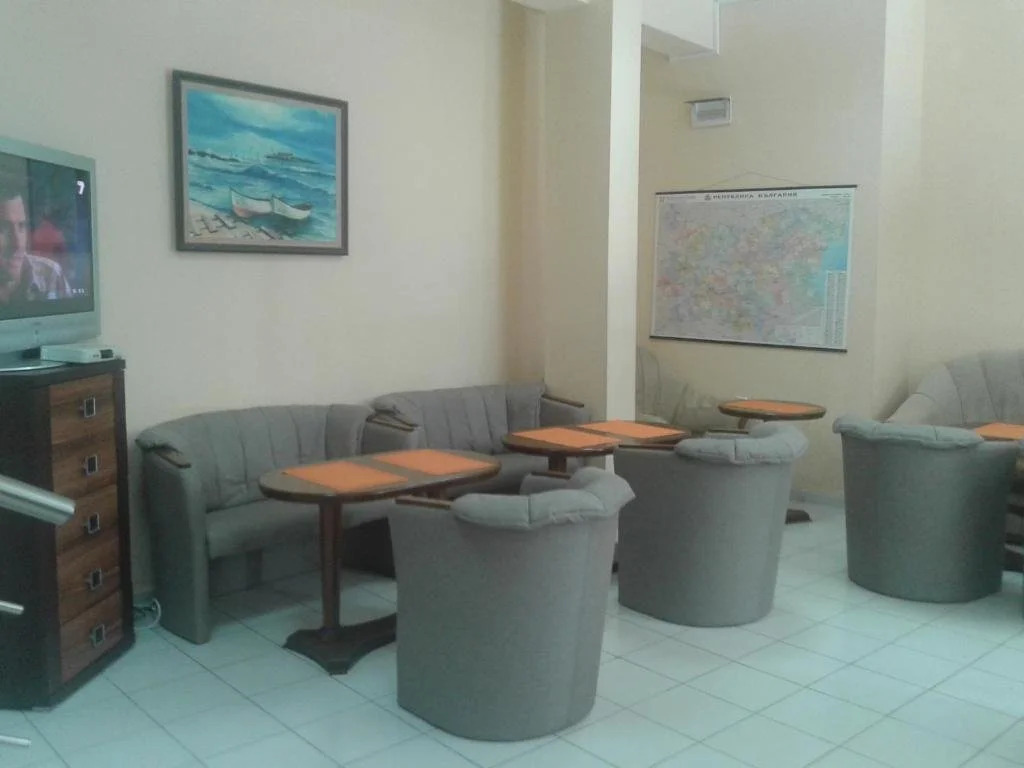 Hotel Elena Palace
