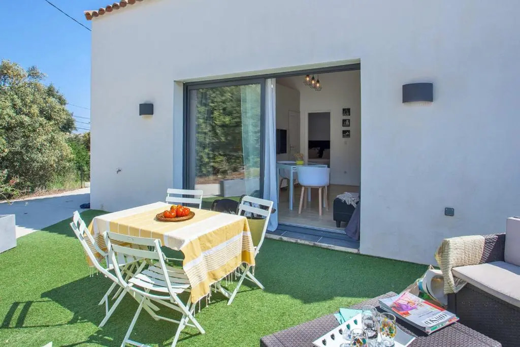 Casa Sol location de vacances indépendante à Calvi moins de 2km plage