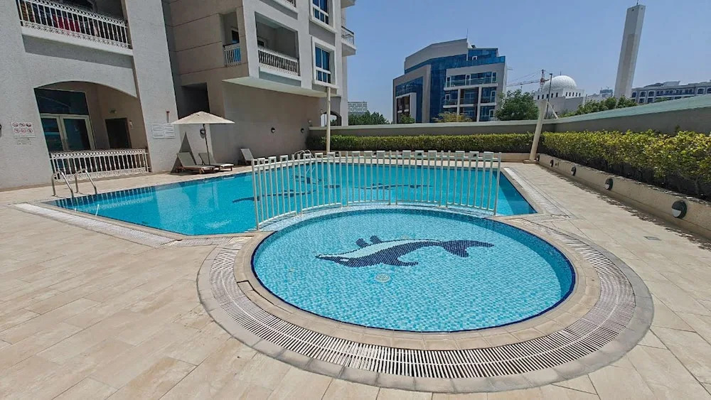 Cozy Studio Near Miracle Garden With Balcony