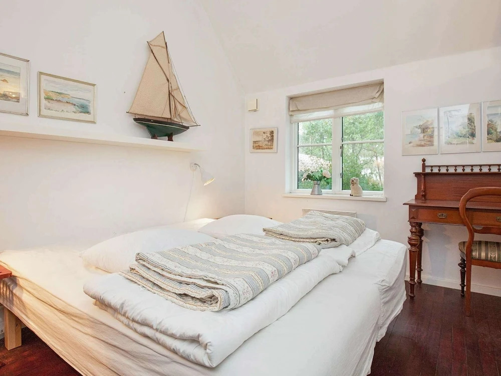 10 Person Holiday Home in Askeby