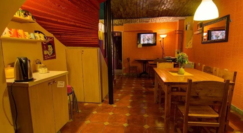 Manga Hostel