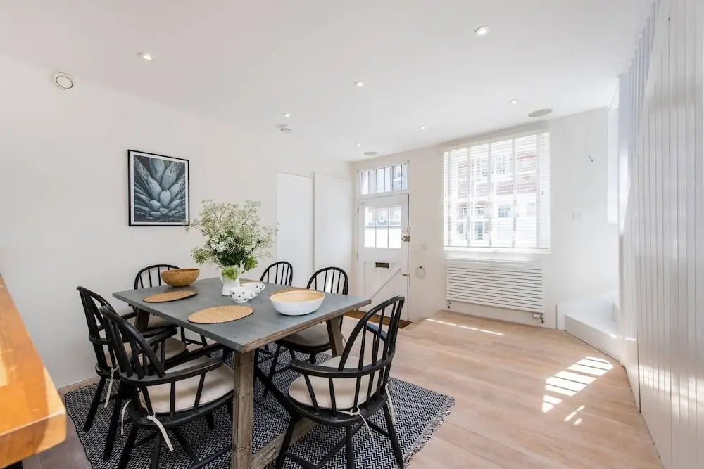 3-bed Mews House, Battersea