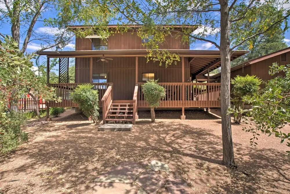 Forest-view Retreat in Payson, Close to Hiking!