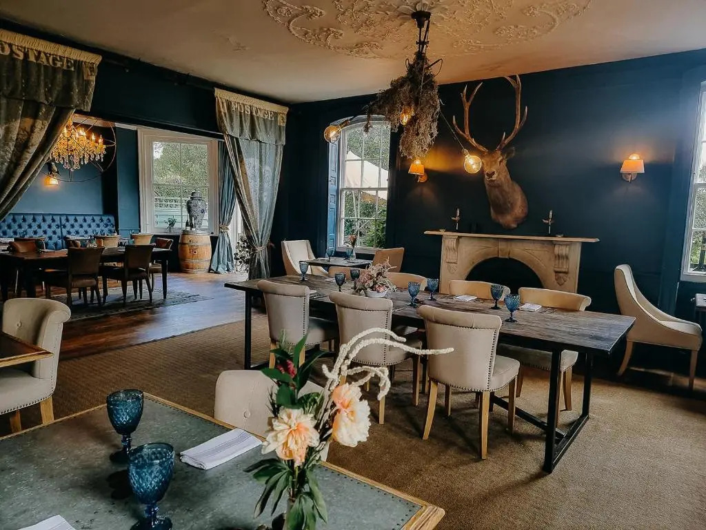 Verzon House