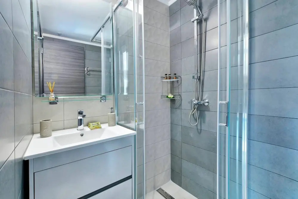 Villa Ventus Sleeps 7 with Parking