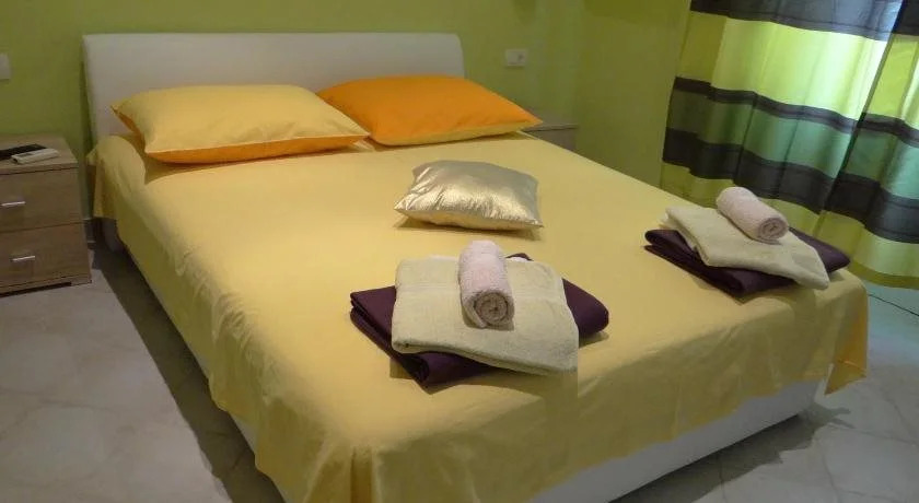 Rooms Stella