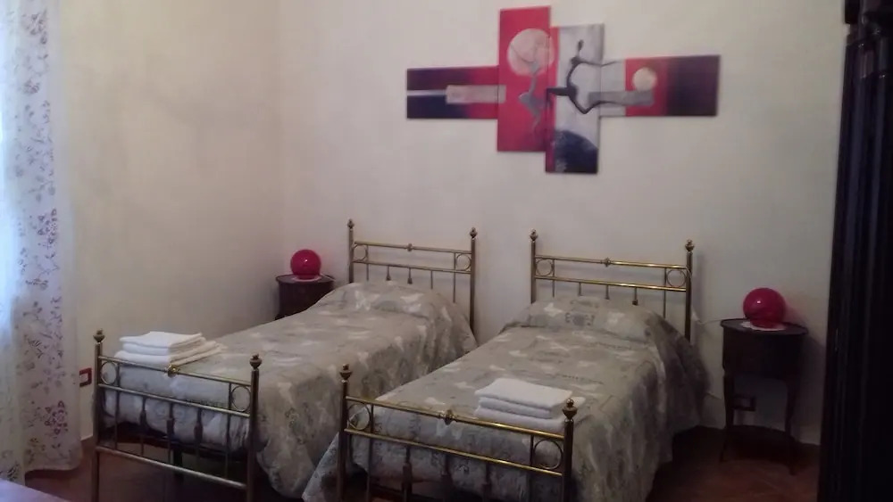 Arona-lake Maggiore Apartment in Quiet Area Suitable for Families
