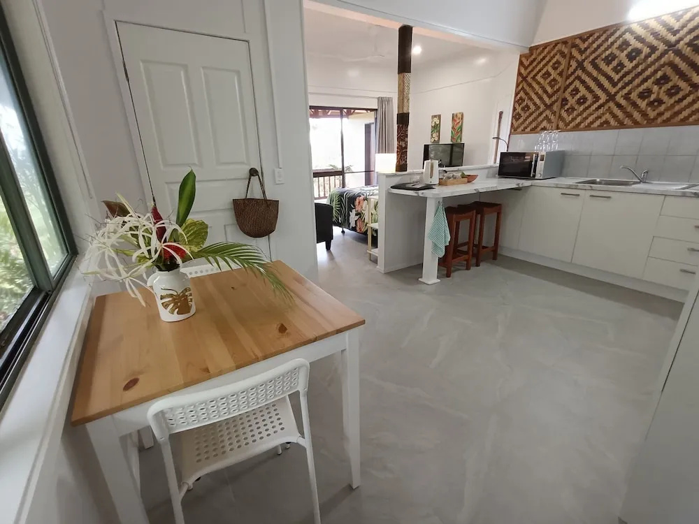 Muri Retreat Apartments