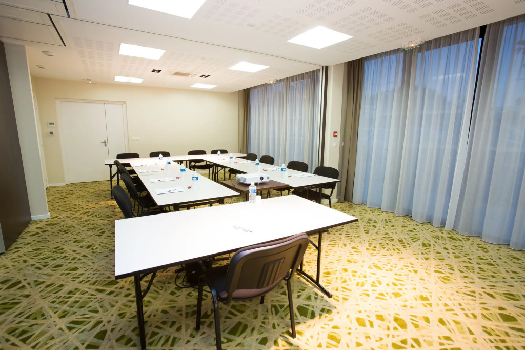 All Suites Appart Hôtel - Pau - Zénith