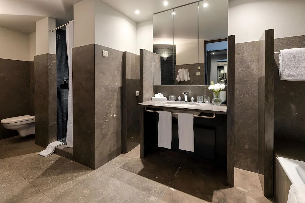 Unique Luxury Central Flat