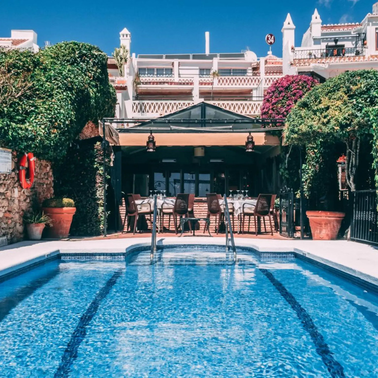 Hotel Carabeo