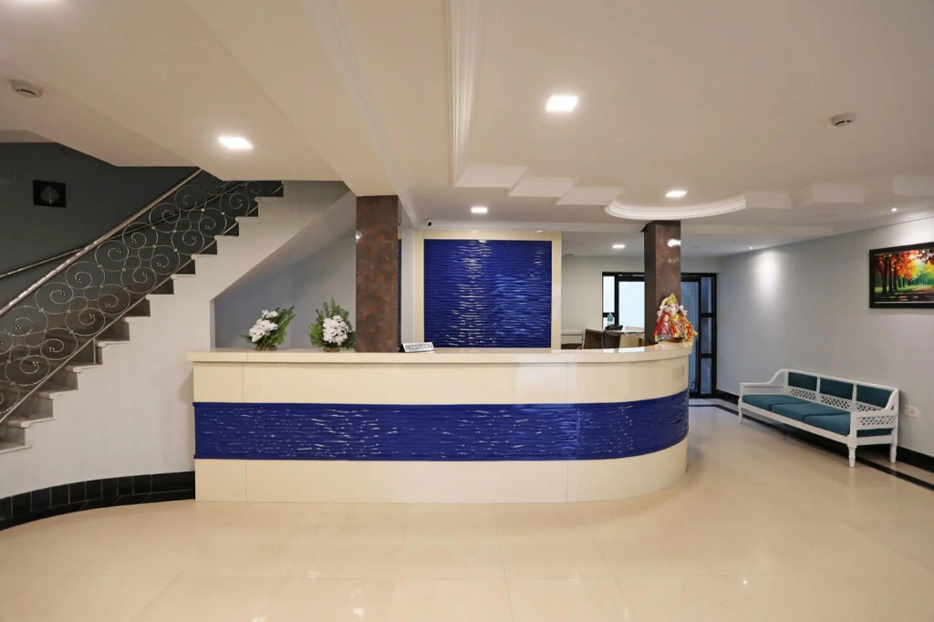 Goroomgo Siddhartha inn Puri