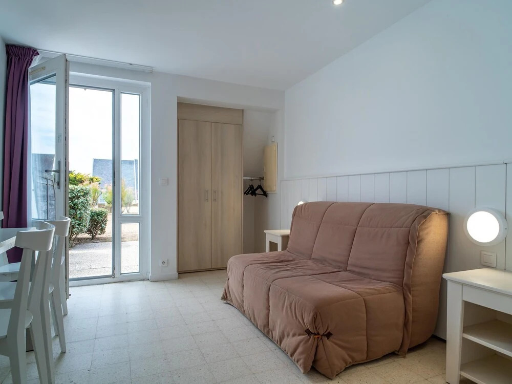 Duplex, 200m to Falaise Beach