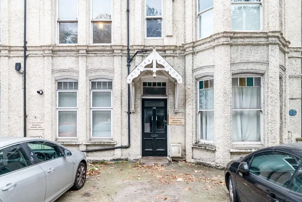 Beautiful One Bed Abode in the South West