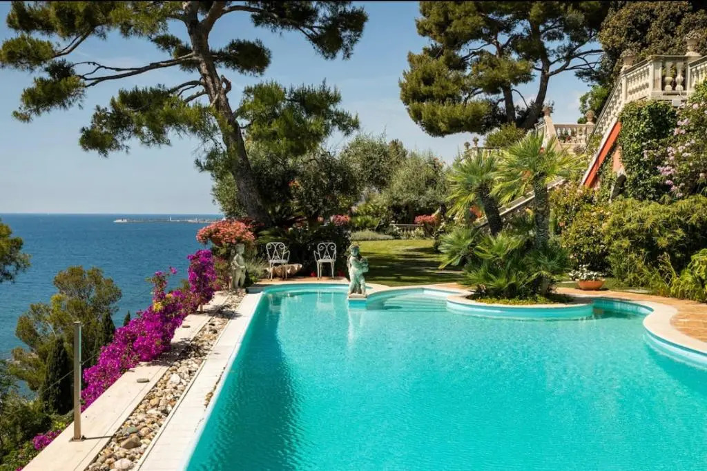 Sea View Suite Apartment In Historic Villa, Exclusive Experience