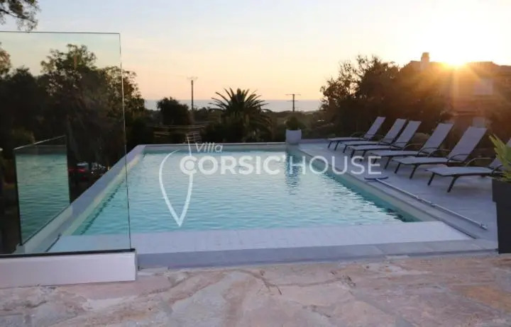 Villa Corsic'House