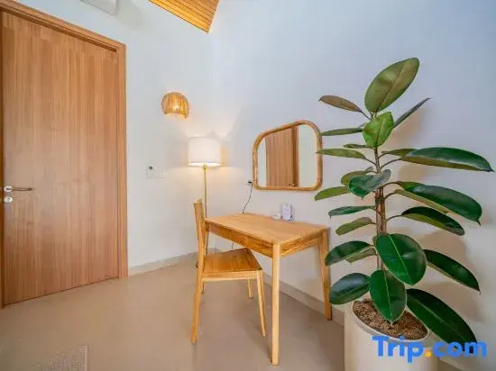 Umah Jerapah Modern 2BR Exquisite Villa in Canggu