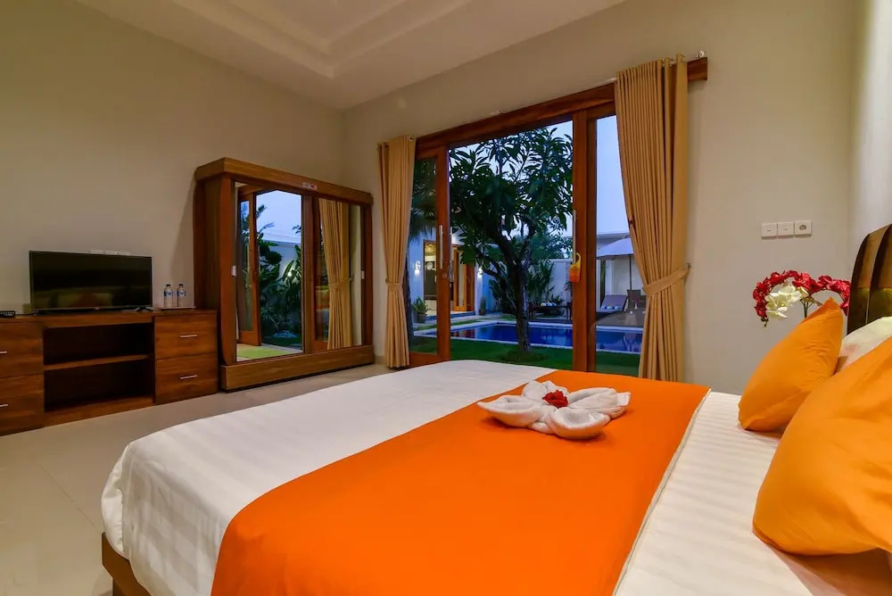 Banyu Riris Villa Lovina Private Villa