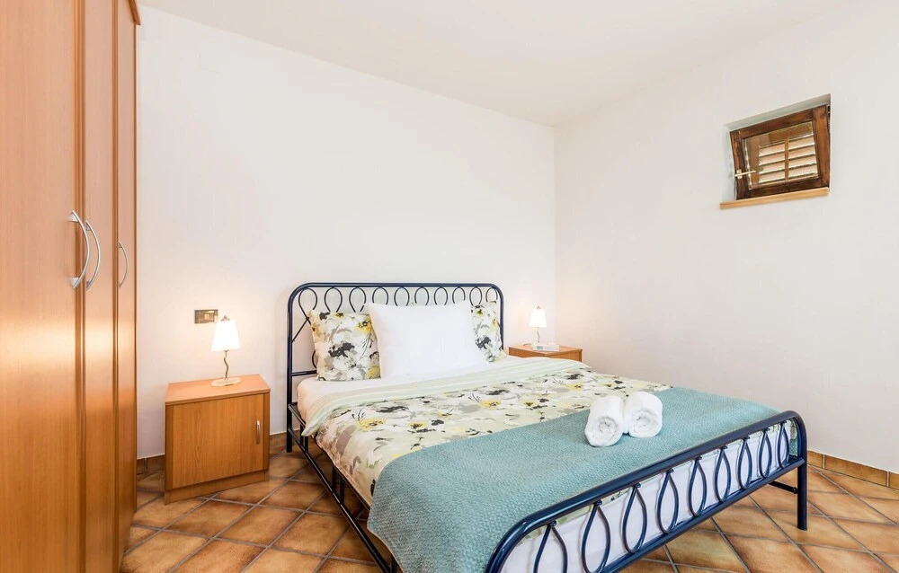 Amazing Home in Veprinac With Wifi and 2 Bedrooms