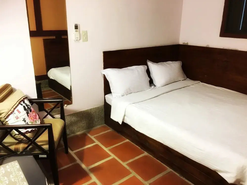 Qiong Lin 105-1 Homestay
