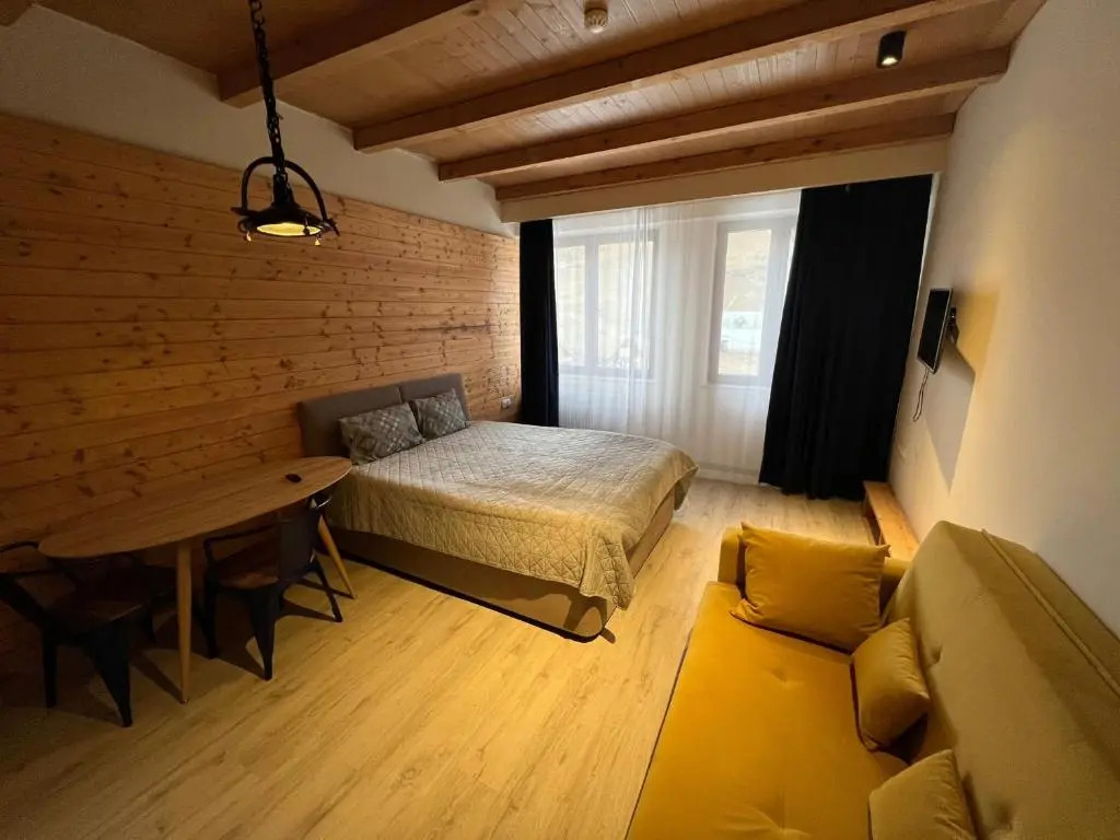 RedHubCo New Gudauri Suites 310