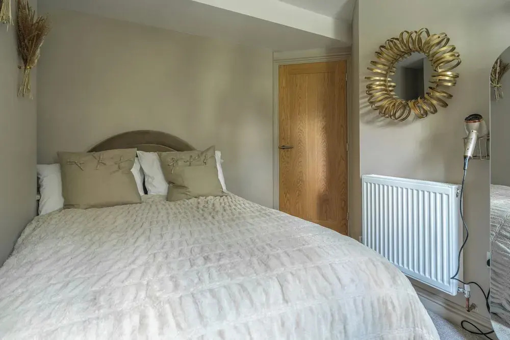 Cottage Cwtch