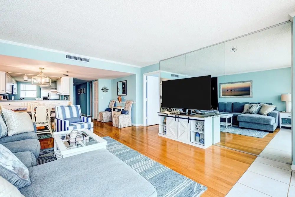 Van Lee 1003 - Oceanview Beach Condo