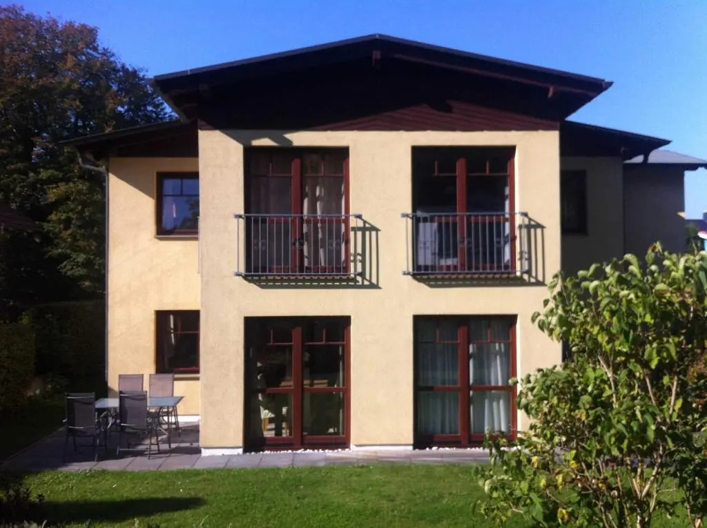 Zinnowitz - 3 separate Wohungen Frankstr 6 mit WLAN, ruhig, 1xEG mit Terrasse und 2xOG