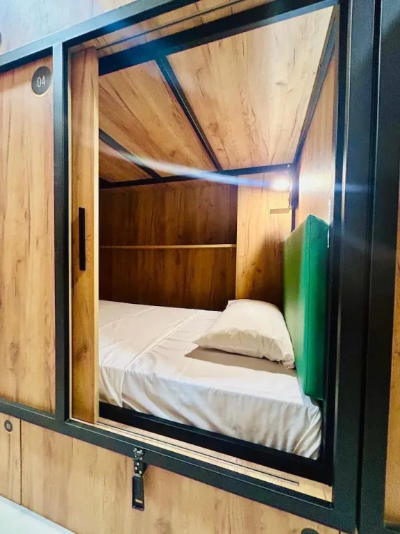 Urban Inn Capsule Madrid