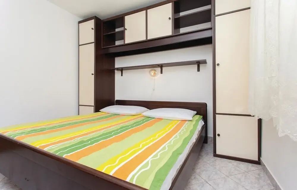 Beautiful Home in Jurandvor With Wifi and 2 Bedrooms