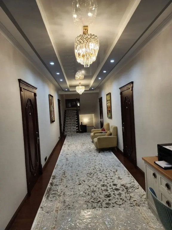 HOTEL DEHLAVI o