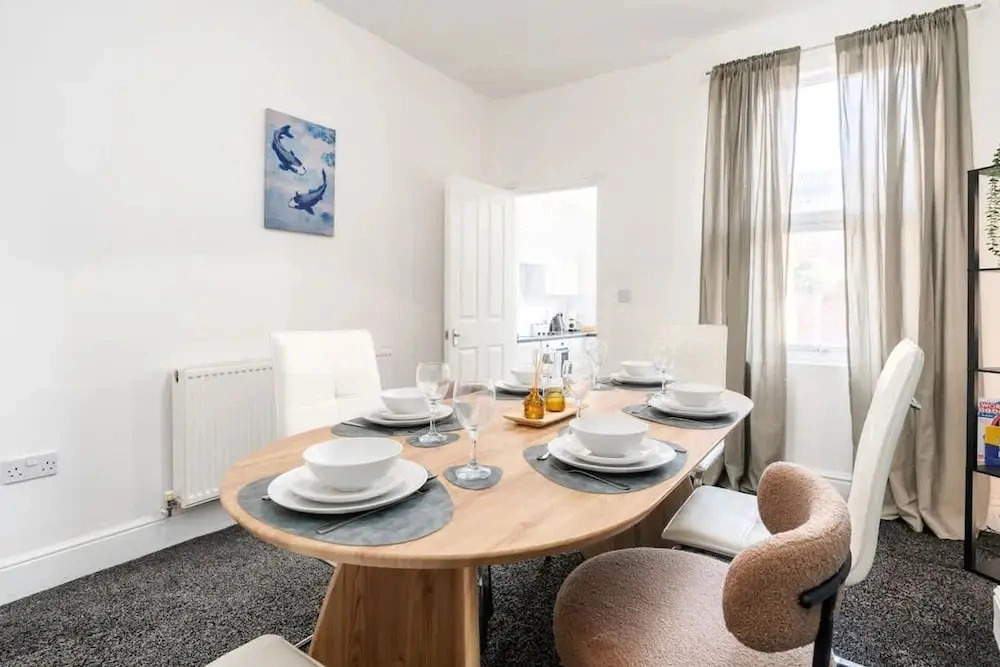 Perfect Booking Central Doncaster 3 Bed Home