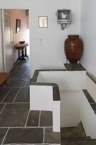 Aris Houses