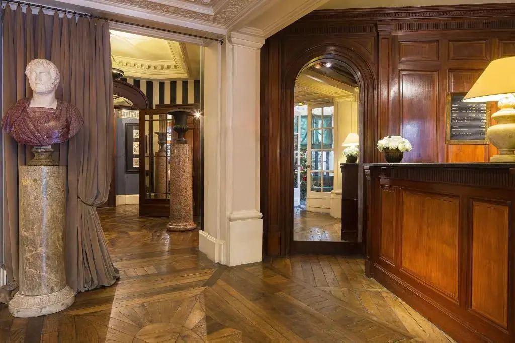 Le Dokhans Paris Arc de Triomphe, a Tribute Portfolio Hotel