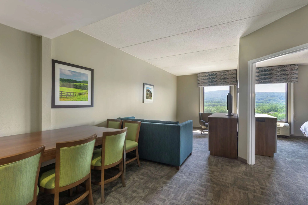Hampton Inn Bedford
