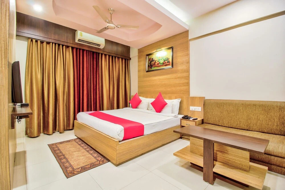 OYO 3211 Mahal Inn