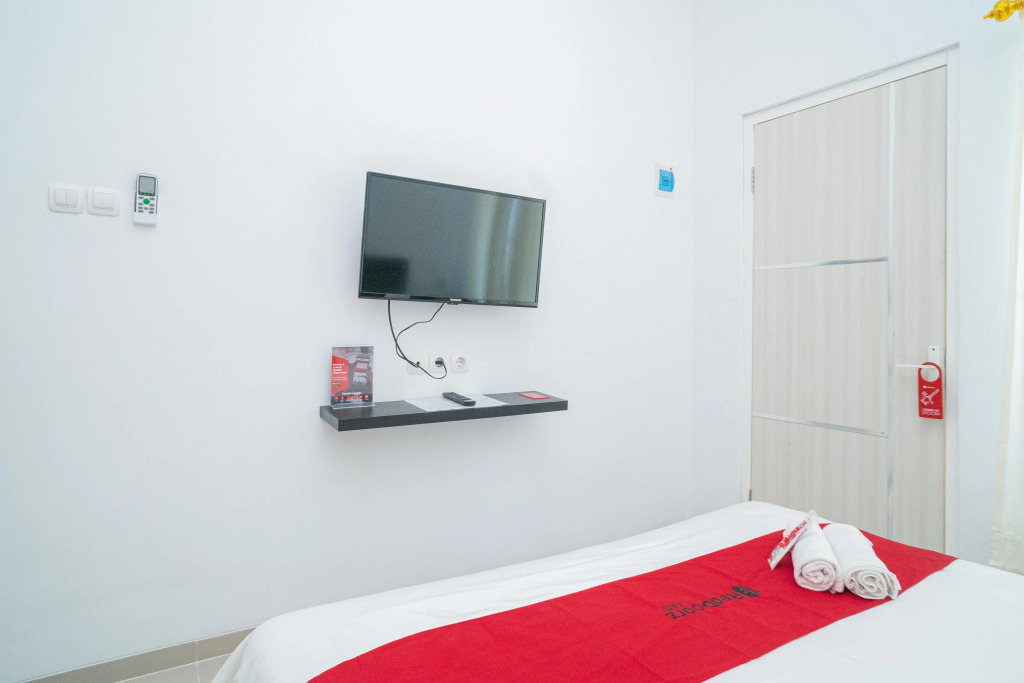 RedDoorz Syariah At Winong Nganjuk