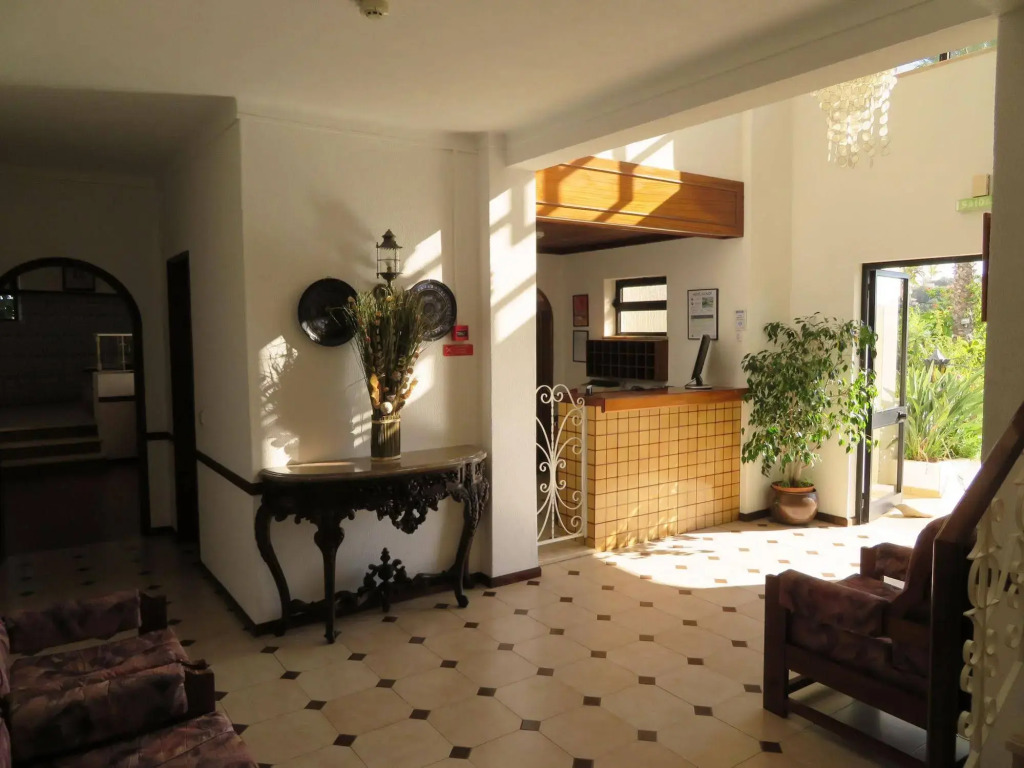 Hotel Alcaide