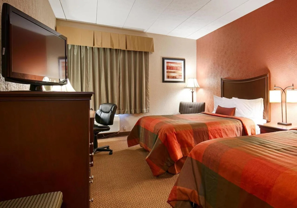 Best Western PLUS Caldwell Inn