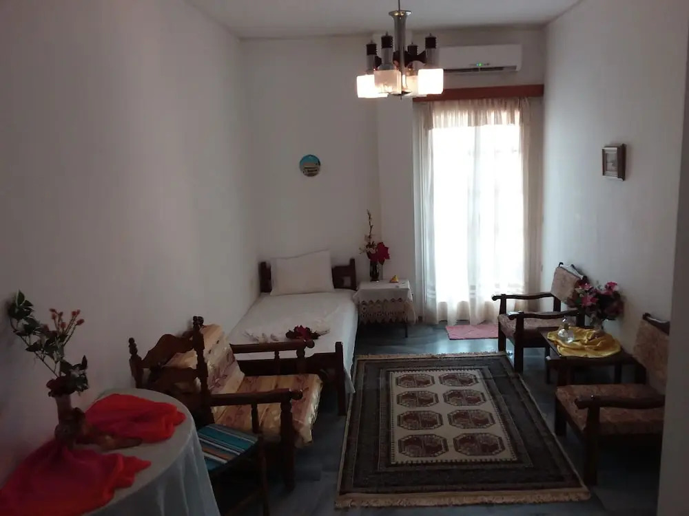 Tinos Evelina