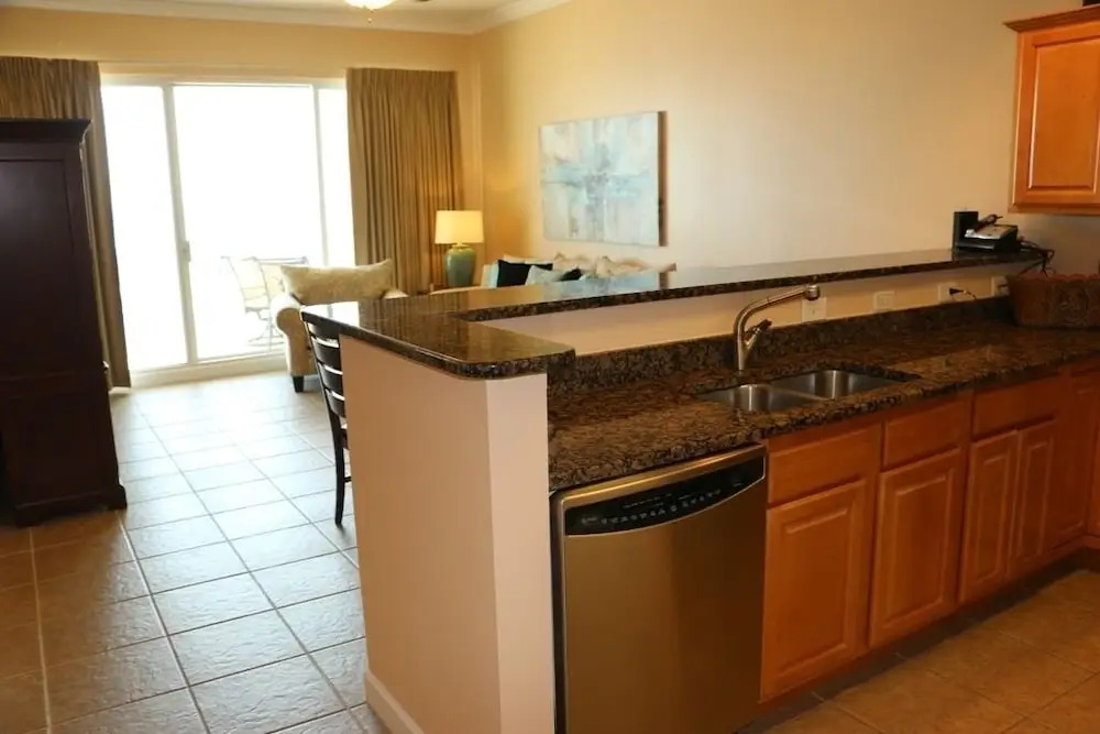 Indies 608 Condo