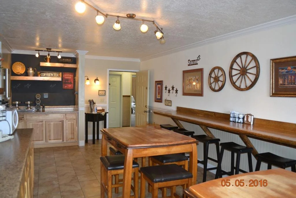 Western Inn