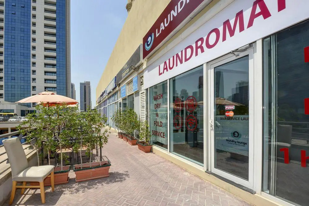 Dubai Gate 1